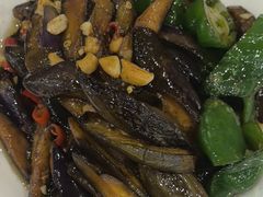 -江城燕子大排档(江汉路步行街店)