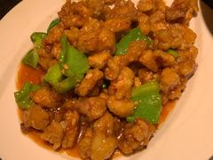 -靠山屯东北农家菜(八龙桥雅苑店)