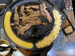 -胡悦里韩式烤肉(芝罘万达广场店)