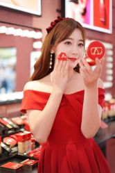 -VALENTINO华伦天奴美妆