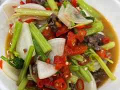 酸辣牛肉-红色湘菜馆(春风店)