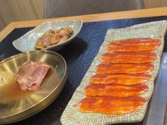 -臻牛烤肉