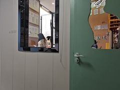 -半岛宠物医院24小时·内窥镜·牙科·碎石中心(府城大道店)