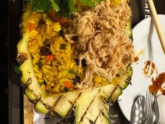-Chom Cafe and Restaurant