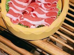 -老牌坊云南鱼豆花火锅(哈西万达店)