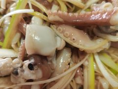 葱拌八带-香满居张记小厨私房菜(青岛站店)