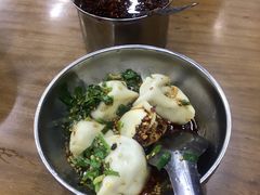 酸汤牛肉水饺-回坊马二饺子馆
