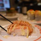 牛肉记得要裹上鸡蛋液来吃会更加鲜嫩。厚切鳗鱼寿司