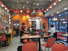 大堂-宝记烧烤·碳锅羊肉·羊蝎子火锅·夜食社(文体路创始店)