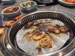 -金滏山烤肉·海鲜·火锅自助餐厅(襄阳万达店)