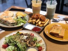 -HELLO 27 意面·沙拉·帕尼尼