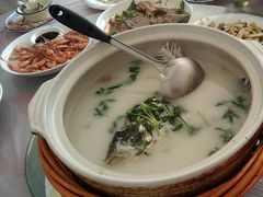 -天乐农家鱼头王(天目湖店)