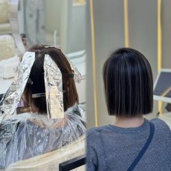 -十六番发型师事务所