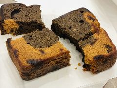 黑芝麻蛋糕-Seesaw Coffee(上海国金中心店)