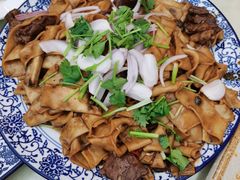 -壹阁胡羊焖饼(特色小吃街店)