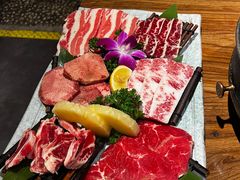 -明洞阿姨·韩式酱蟹烤肉·创意料理(三元桥店)