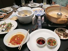 -忆江南·临江鱼馆