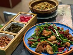 腊味煲仔饭-金龙·打边炉(南京西路店)