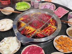 -洞亭火锅(防空洞总店)