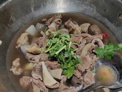 -大众跷脚牛肉馆·非遗传承单位(峨眉山店)