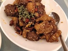 -彩云天云南餐厅
