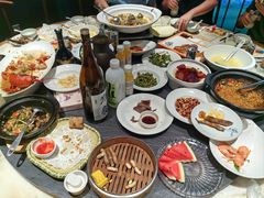 -梁家大院•农家菜(昆山会展中心店)