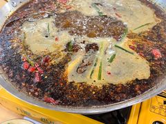 -拈签一笑黄牛肉辣卤串串