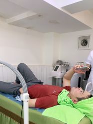 -苗医生草本科技祛痘