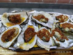 蒜泥生蚝-老东镇啤酒屋海鲜加工·蒸汽海鲜·海鲜烧烤(台东店)
