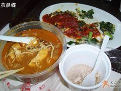 沙茶面，海蛎煎和花生汤-黄则和花生汤店