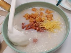 荔湾艇仔粥-喜势点·糖沙翁手工茶点·本地人茶居(永庆坊店)