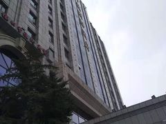 -锦龙国际酒店(天津奥体中心华苑地铁站店)