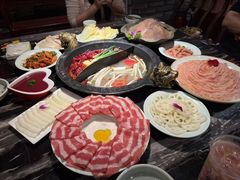 袁老四经典鸳鸯锅-袁老四老火锅(飞马水城店)