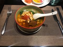 -大中华希尔顿酒店-念自助餐·嗨啤·小龙虾