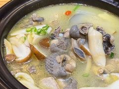 姬松茸炖鸡-妈妈的味道(和顺古镇店)