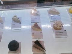 -Fridi Patisserie Cafe