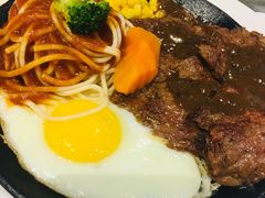 -汤姆家的牛排意面披萨(新城市广场店)