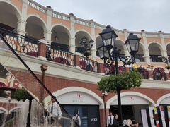 -佛罗伦萨小镇广佛名品奥特莱斯(疏港路店)