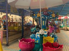 -顺德大良半月城游乐场