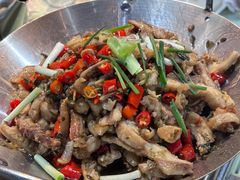 -昱龙大盆牛蛙馆(三兴街总店)