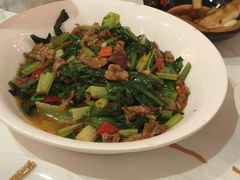 -客家大院·非遗赣南客家菜(郁孤台店)