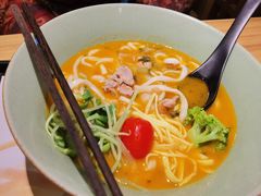 茄汁黑猪片儿川-陳八两面家(滨江天街店)