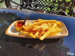 -自然食集西餐厅(泰晤士小镇店)