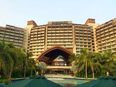 -三亚湾海居铂尔曼度假酒店