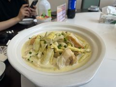-阿峰饭店·本地土菜馆·农家土鸡煲·一品神仙鸡(报福店)
