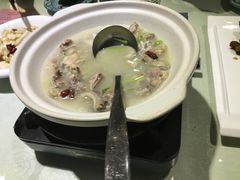 -佬湘楼·27年湘菜(天河都市广场店)