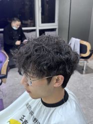 -藤野造型烫发染发