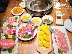 -明洞阿姨·韩式酱蟹烤肉·创意料理(三元桥店)