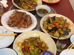 -聚首堂·特色小吃·肘子(什刹海德胜门店)