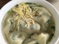 -老西白点心店
